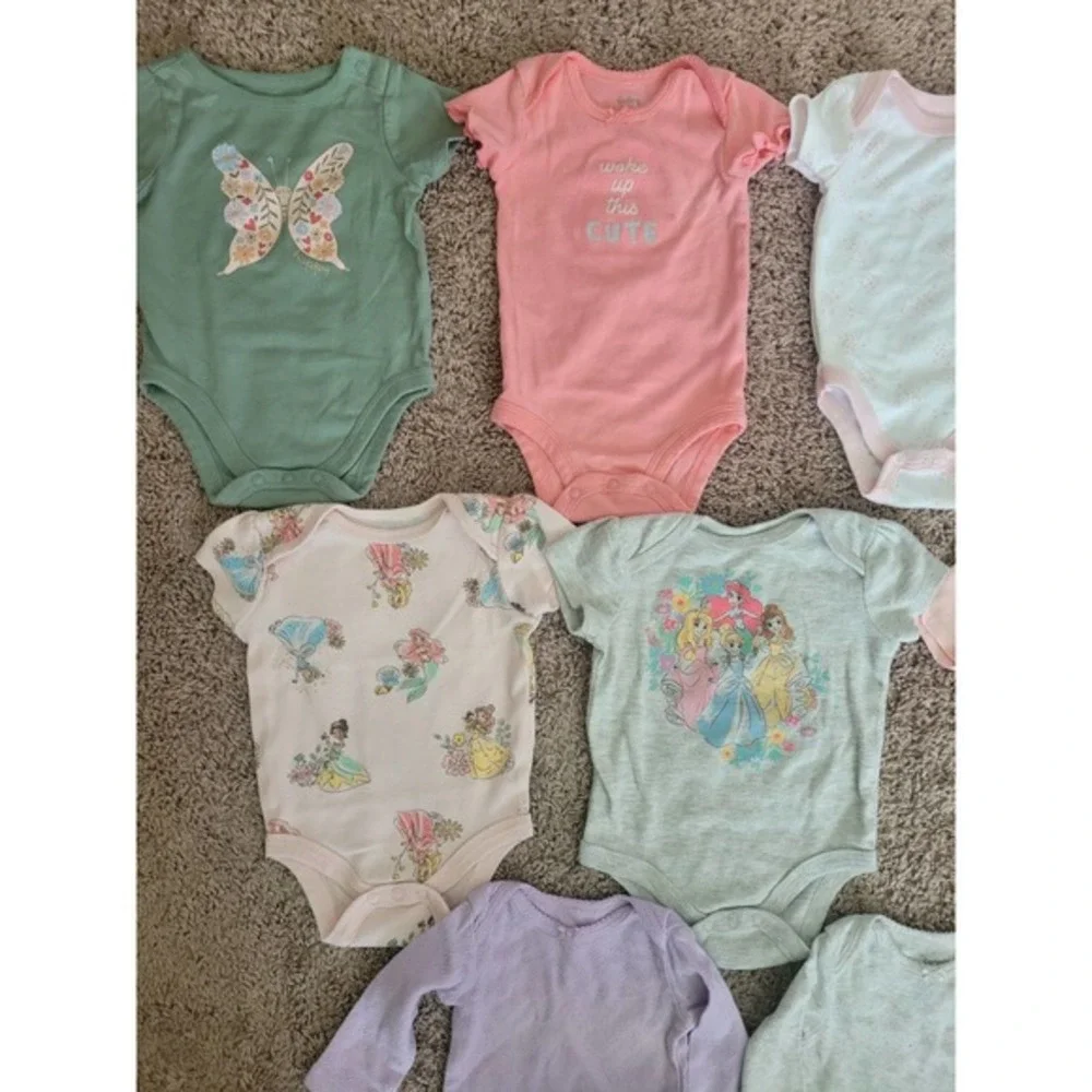 Lot of 10 Baby Girl Bodysuits 0-3‎ months